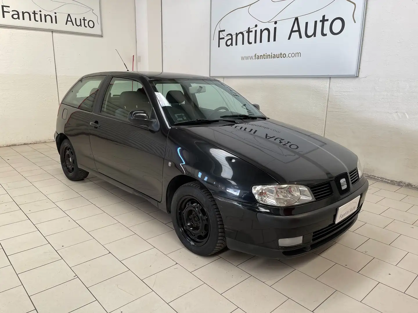 SEAT Ibiza Signo 1.4 GPL 3porte-Ok Neopatentati-LEGGI SOTTO Gris - 1