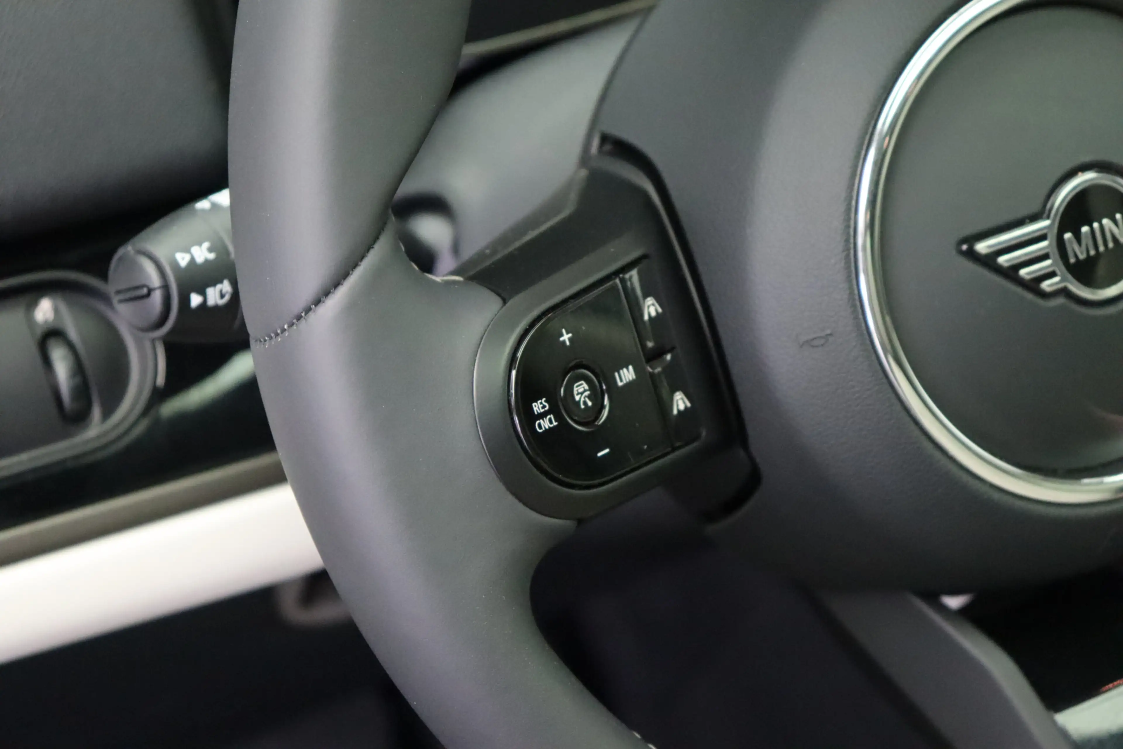 MINI Cooper SE Countryman ALL4 Automaat / Panoramadak / Achteruitrijcamera / — photo 11