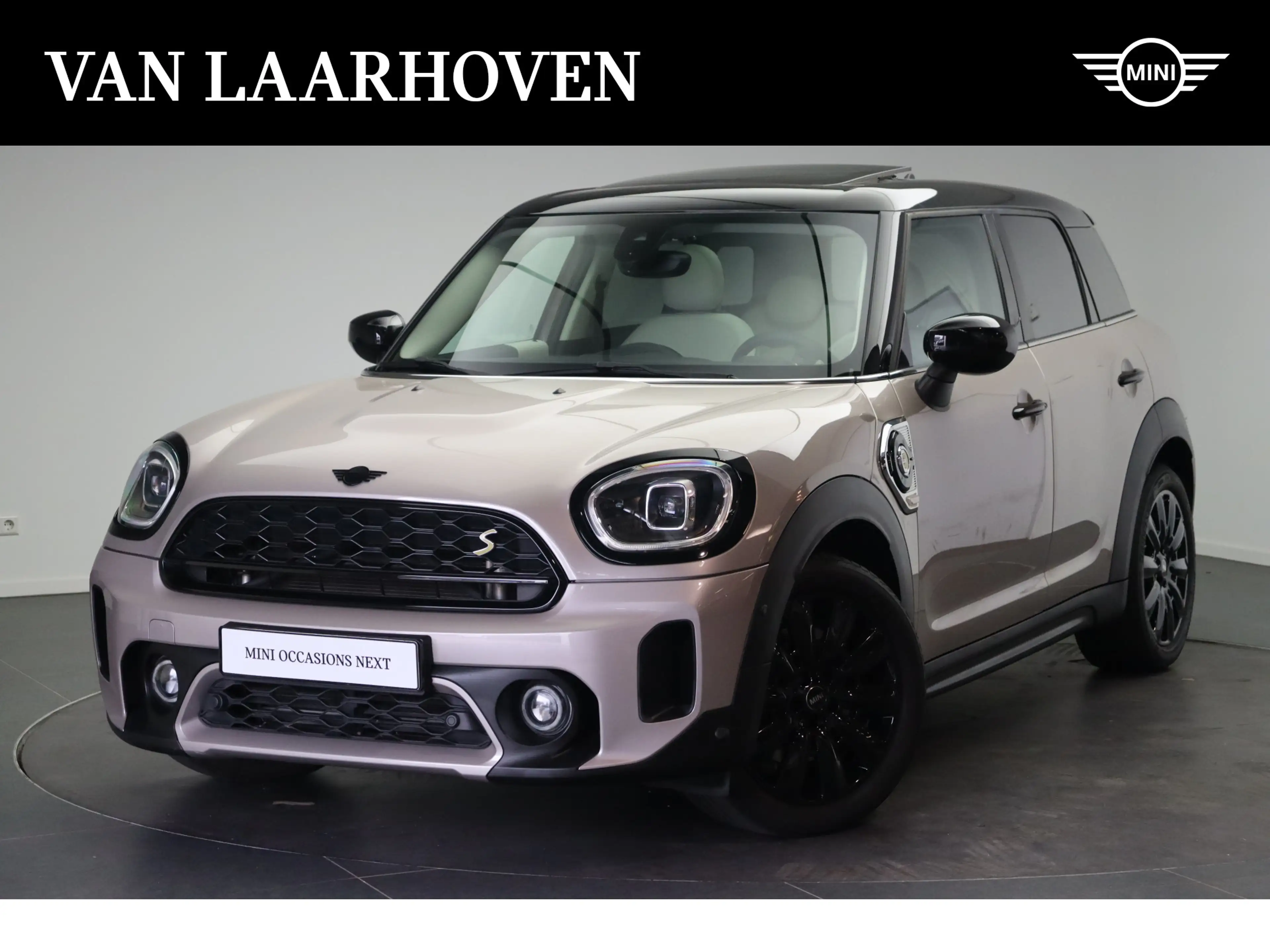 MINI Cooper SE Countryman ALL4 Automaat / Panoramadak / Achteruitrijcamera /
