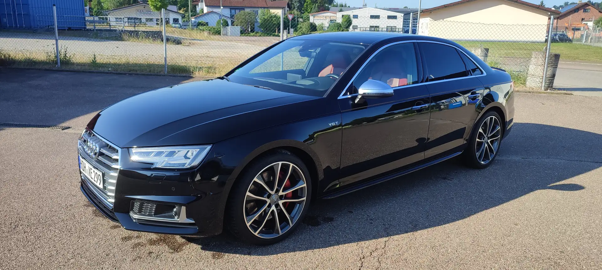 Audi S4 3.0 quattro/Matrix/360°/B&O/NAPPA/MASSAGE Schwarz - 2