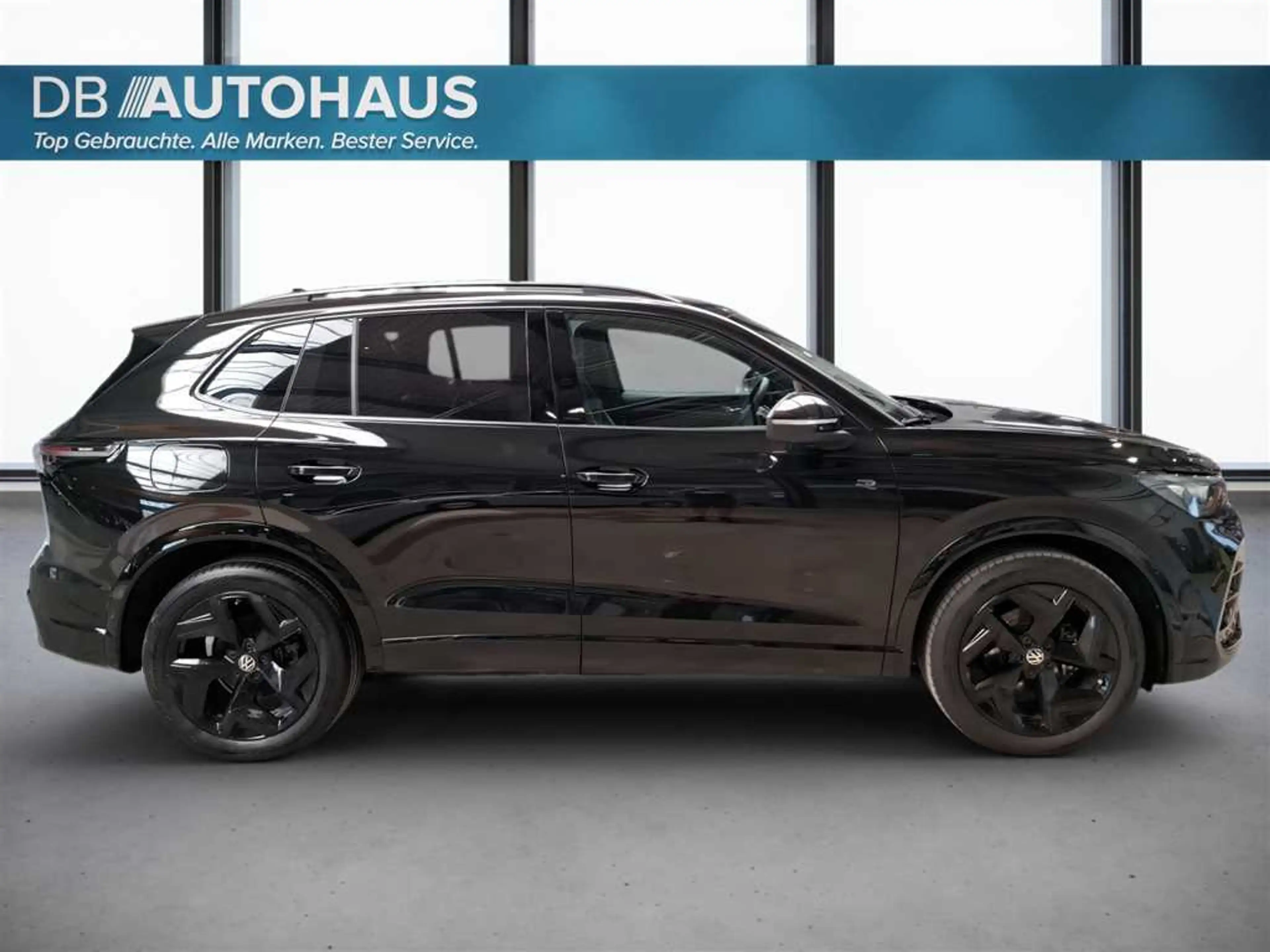 Volkswagen Tiguan R-Line 1.5 eTSI DSG — photo 3