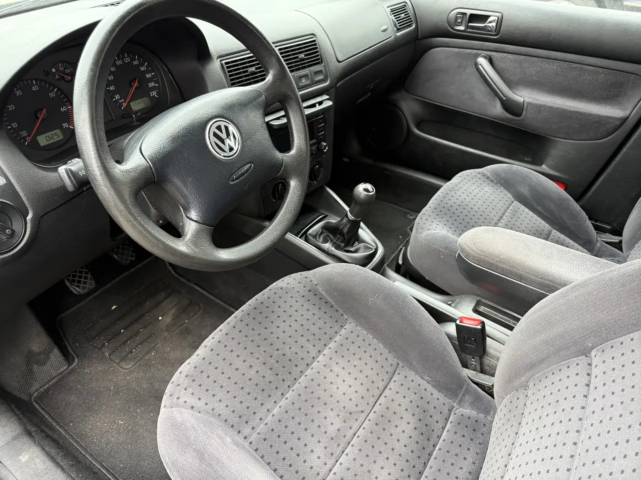 Volkswagen Golf 1.4, foto 10