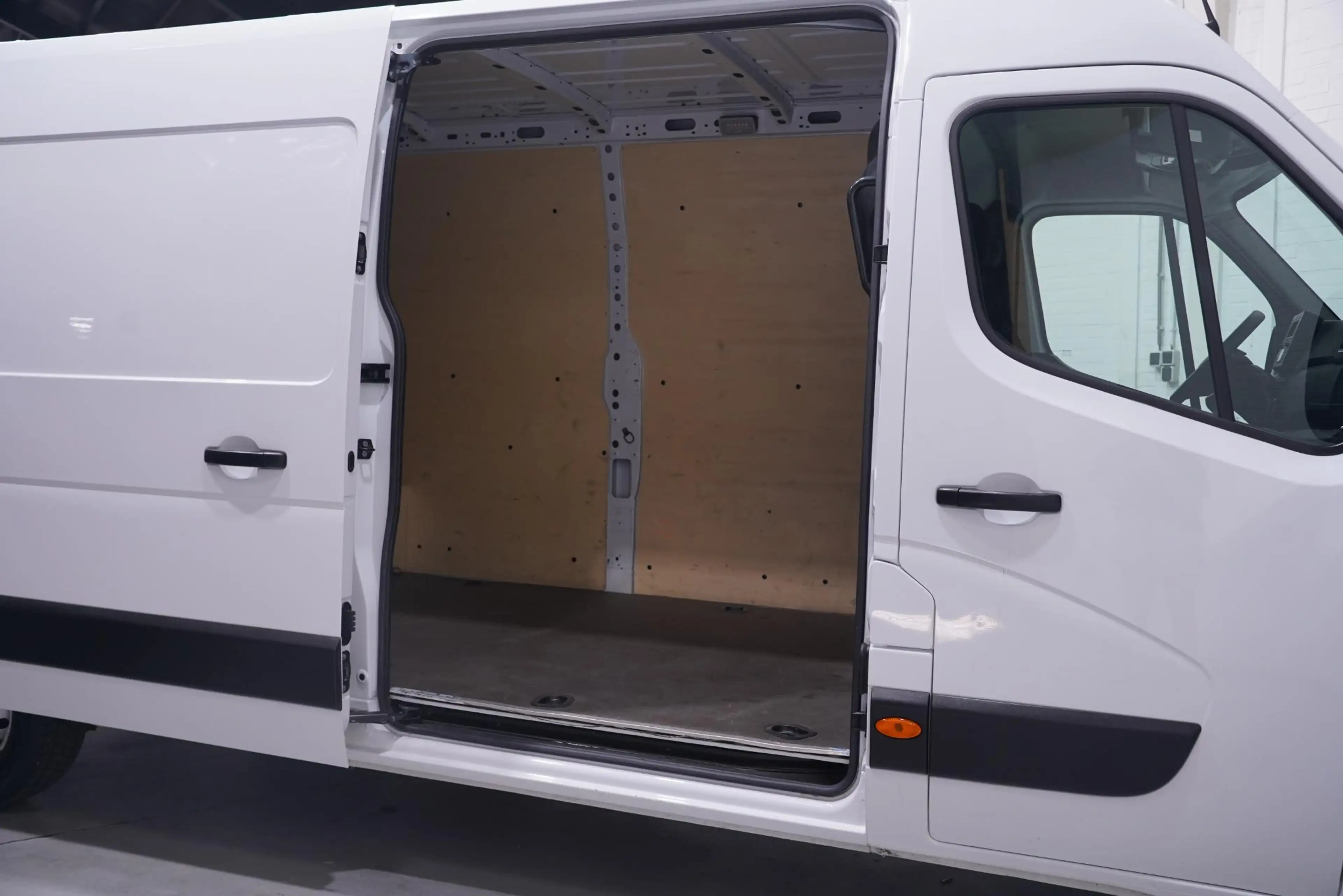 Renault Master 2.3 dCi 135 pk L3H2 Comfort Airco, Dodehoek Assist — photo 10