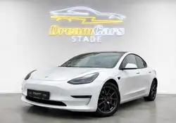 Tesla Model 3 Long Range Dual AWD WÄRMEPUMPE/SOH 91,4%