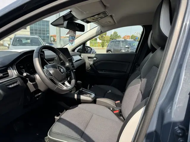 Renault Captur view 14