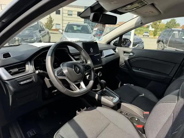 Renault Captur view 13