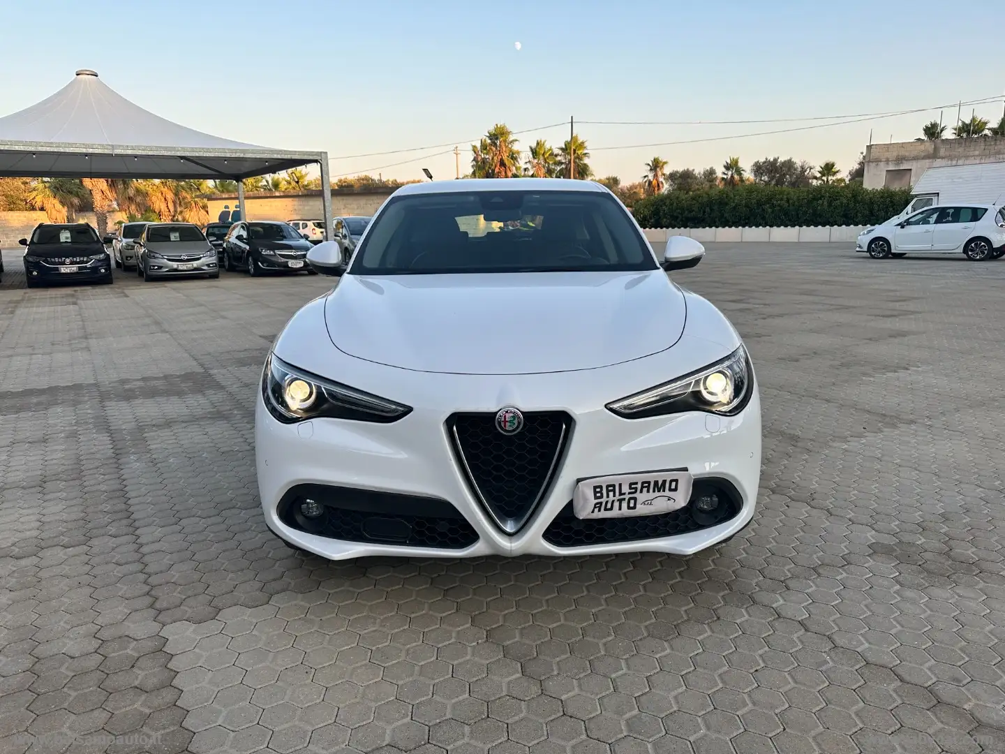 Alfa Romeo Stelvio 2.2 T.diesel 190 CV Q4 Blanc - 2
