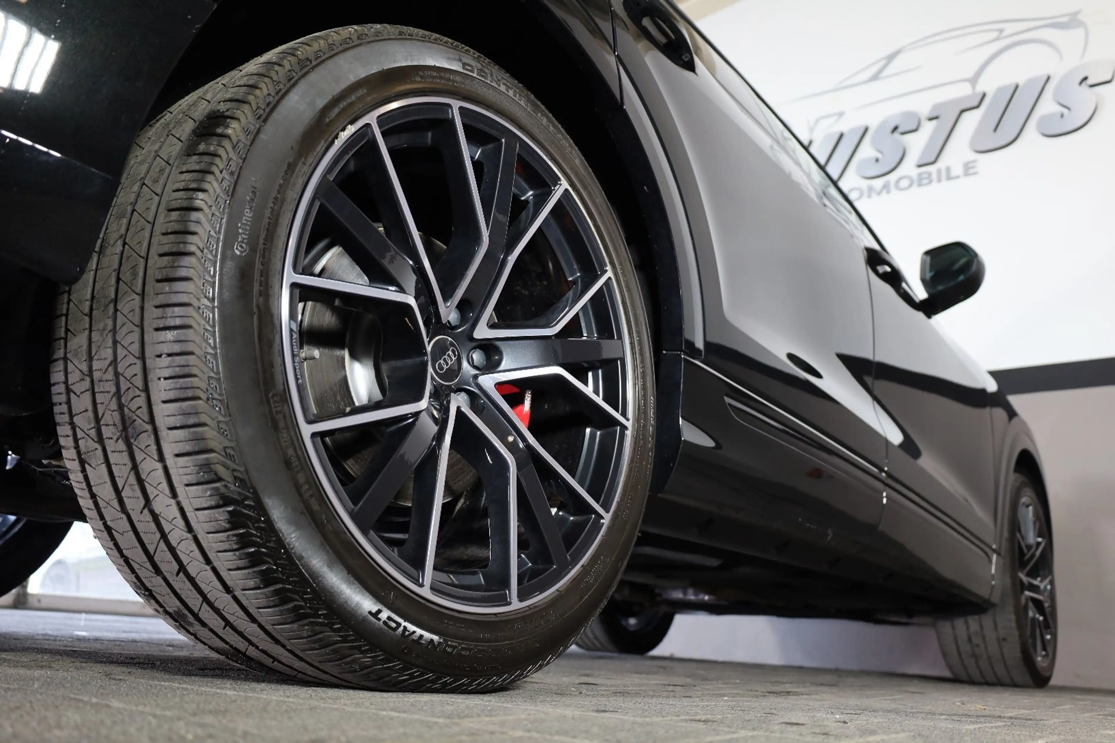 Audi SQ8 TFSI quattro/360*/PANO/4xSHZ/B&O/AIR/AHK/R22 — photo 7