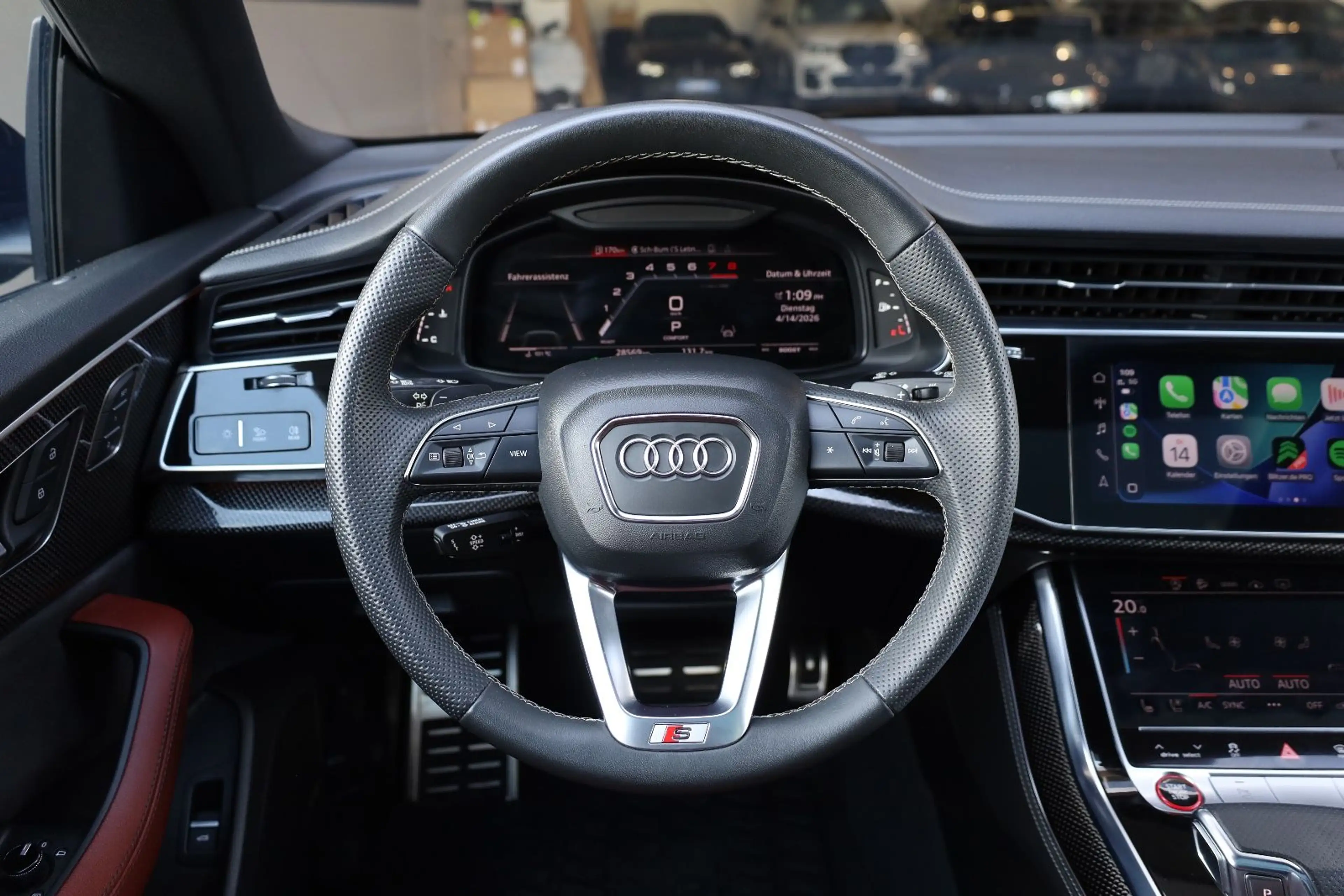 Audi SQ8 TFSI quattro/360*/PANO/4xSHZ/B&O/AIR/AHK/R22 — photo 11