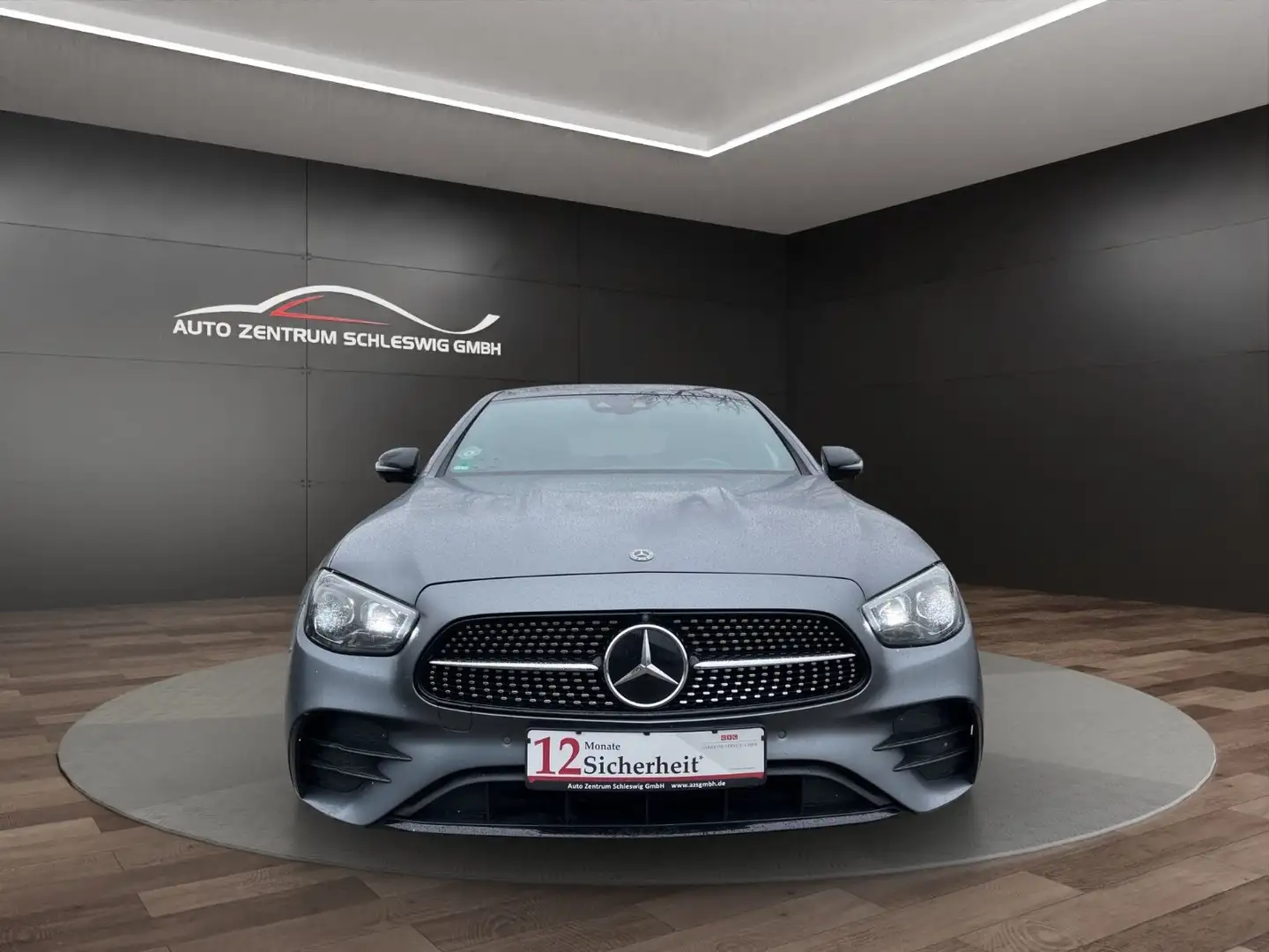 Mercedes-Benz E 300 de AMG-Line Pano 360° Burmester LED Distr. Gris - 2
