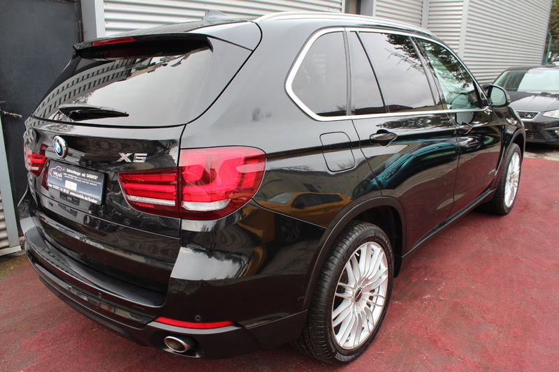 BMW X5 xDrive 30 d AUTOMATIK LEDER NAVI PANORAMA 2Hd — photo 7