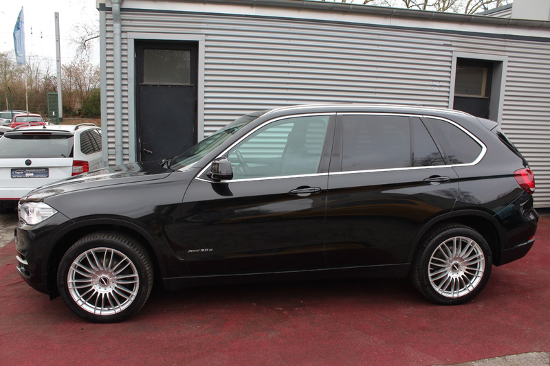 BMW X5 xDrive 30 d AUTOMATIK LEDER NAVI PANORAMA 2Hd — photo 4