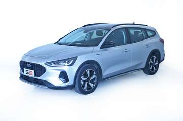 1.5 Ecoblue 115cv Active Auto SW / Retrocamera/Tetto in contrasto nero