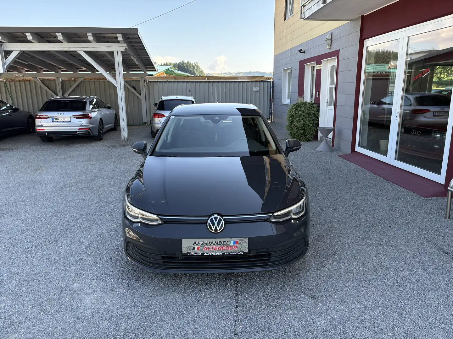 Volkswagen Golf 2,0 TDI Life "1.BESITZ*LED*ACC*AMBIENTE" Gris - 2