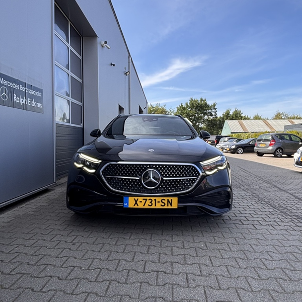 Mercedes-Benz E 300 Estate e AMG L. — photo 7