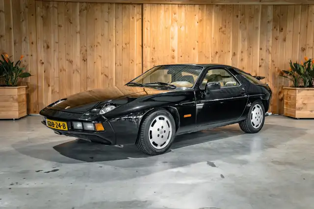 Porsche 928 4.5 Coupé