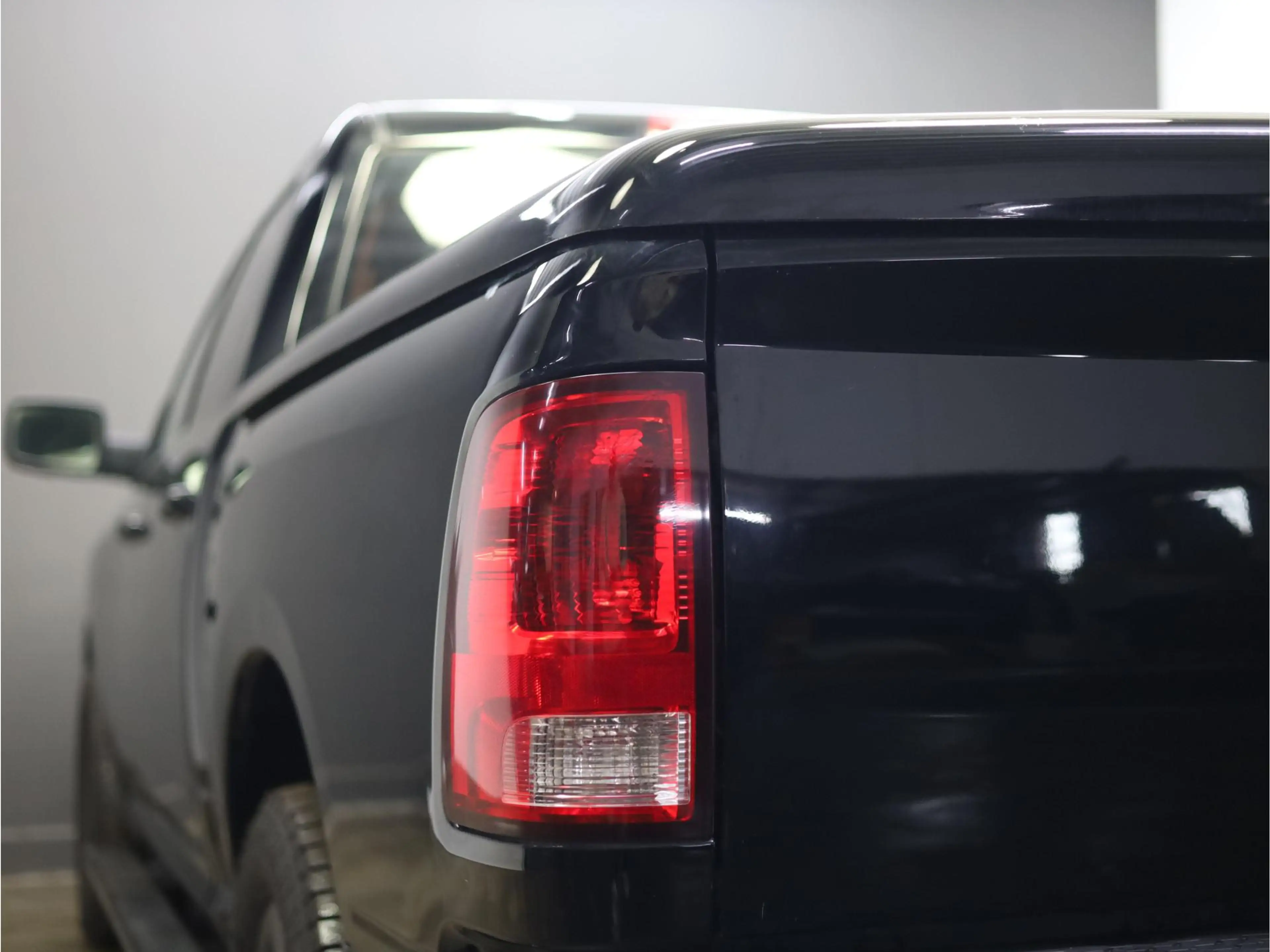 Dodge RAM 1500 3.6 V6 Crew Cab 5'7 | LPG | Schuif-/kantel da — photo 21