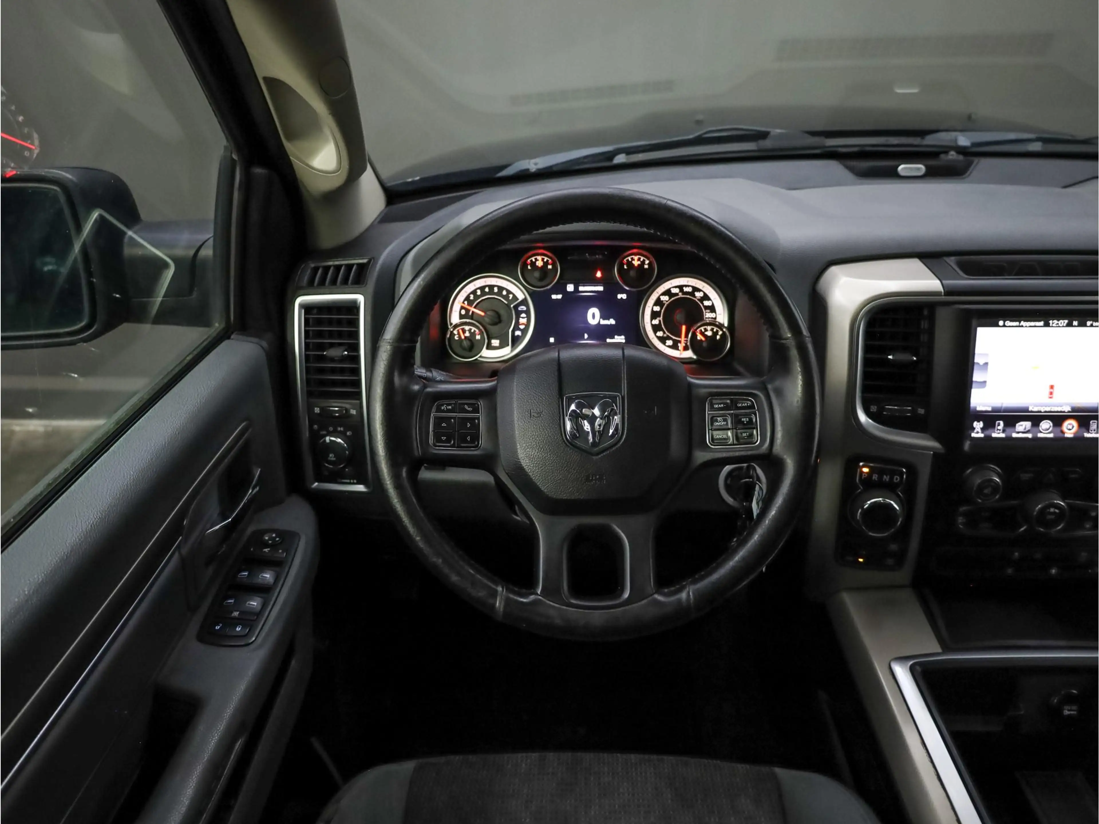 Dodge RAM 1500 3.6 V6 Crew Cab 5'7 | LPG | Schuif-/kantel da — photo 10