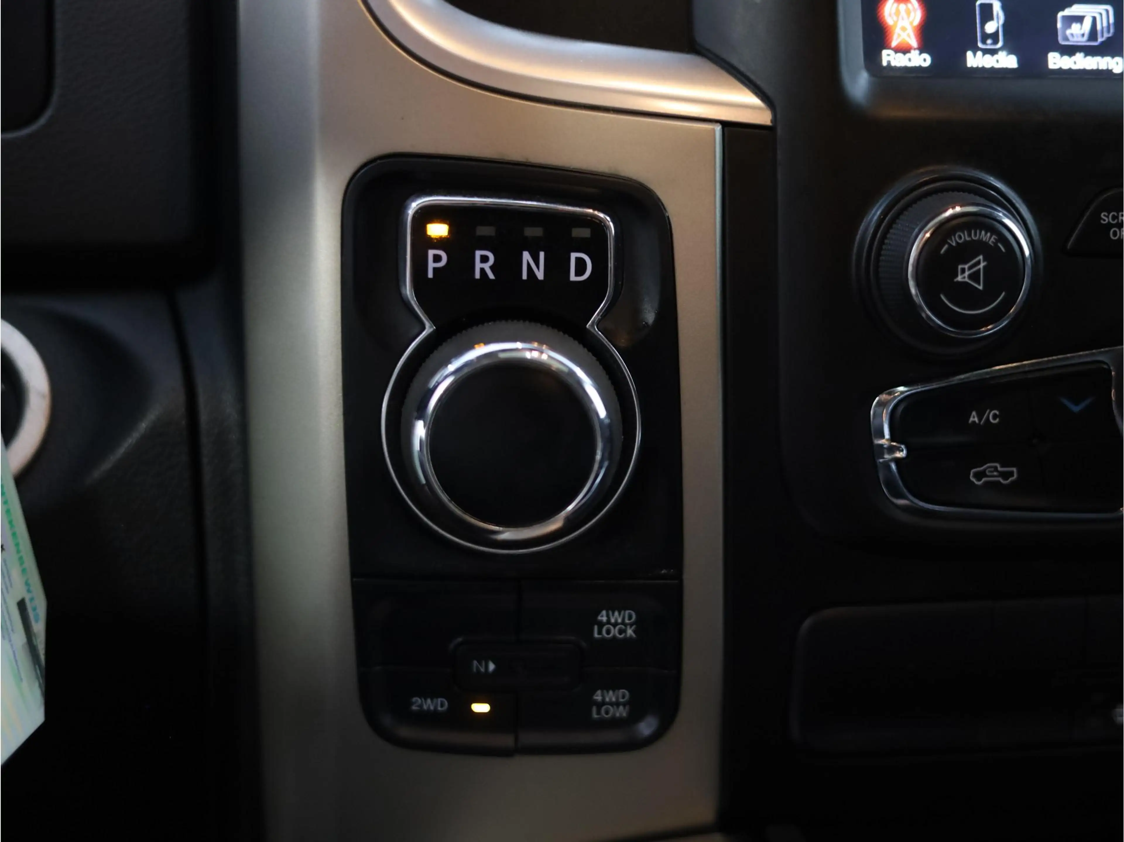 Dodge RAM 1500 3.6 V6 Crew Cab 5'7 | LPG | Schuif-/kantel da — photo 29