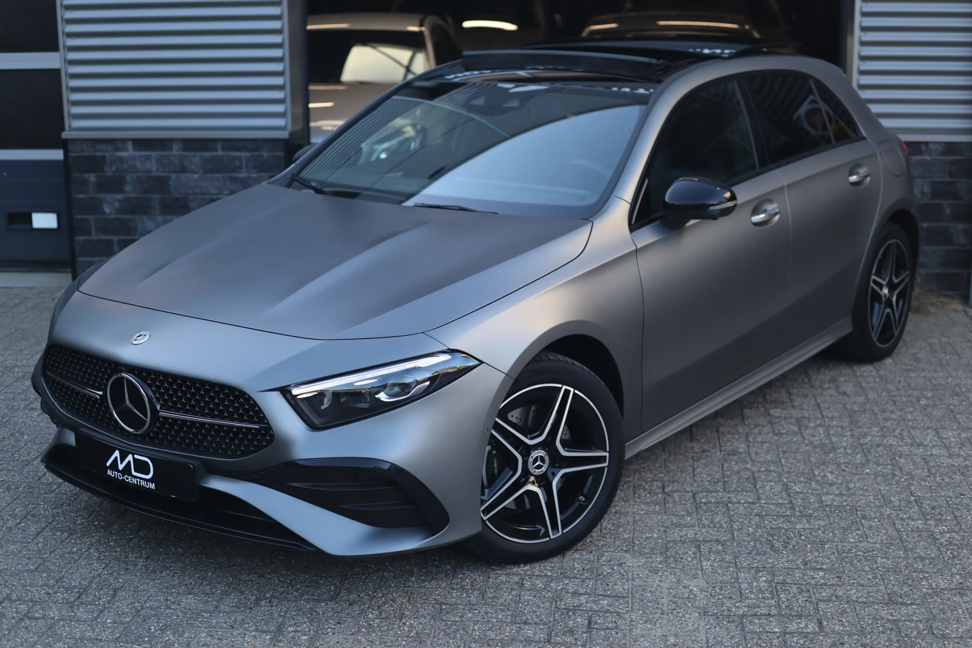 Mercedes-Benz A 250 e AMG| Matgrijs| Pano| Memory| 360 Cam — photo 9