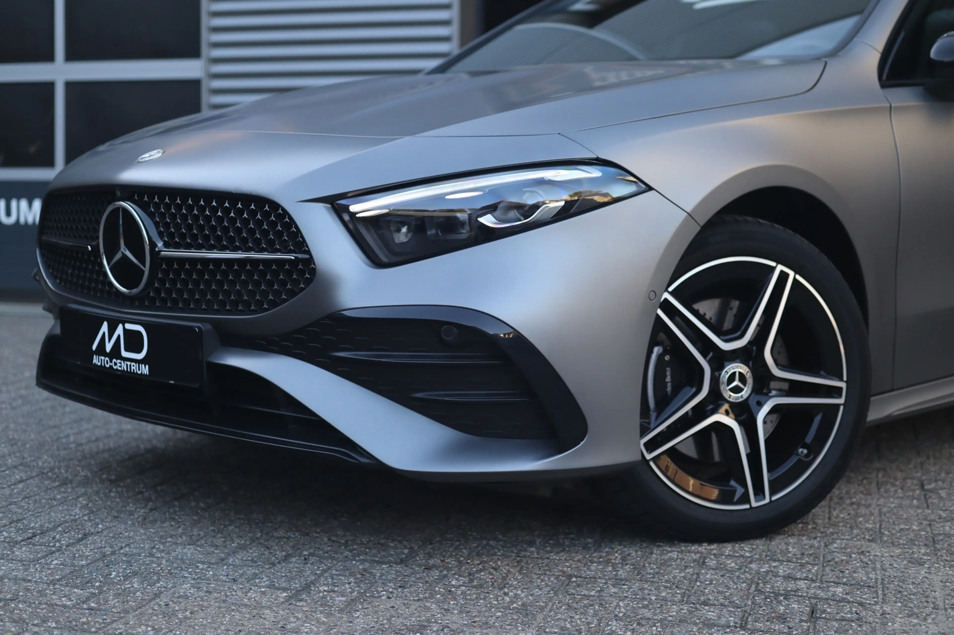 Mercedes-Benz A 250 e AMG| Matgrijs| Pano| Memory| 360 Cam — photo 10