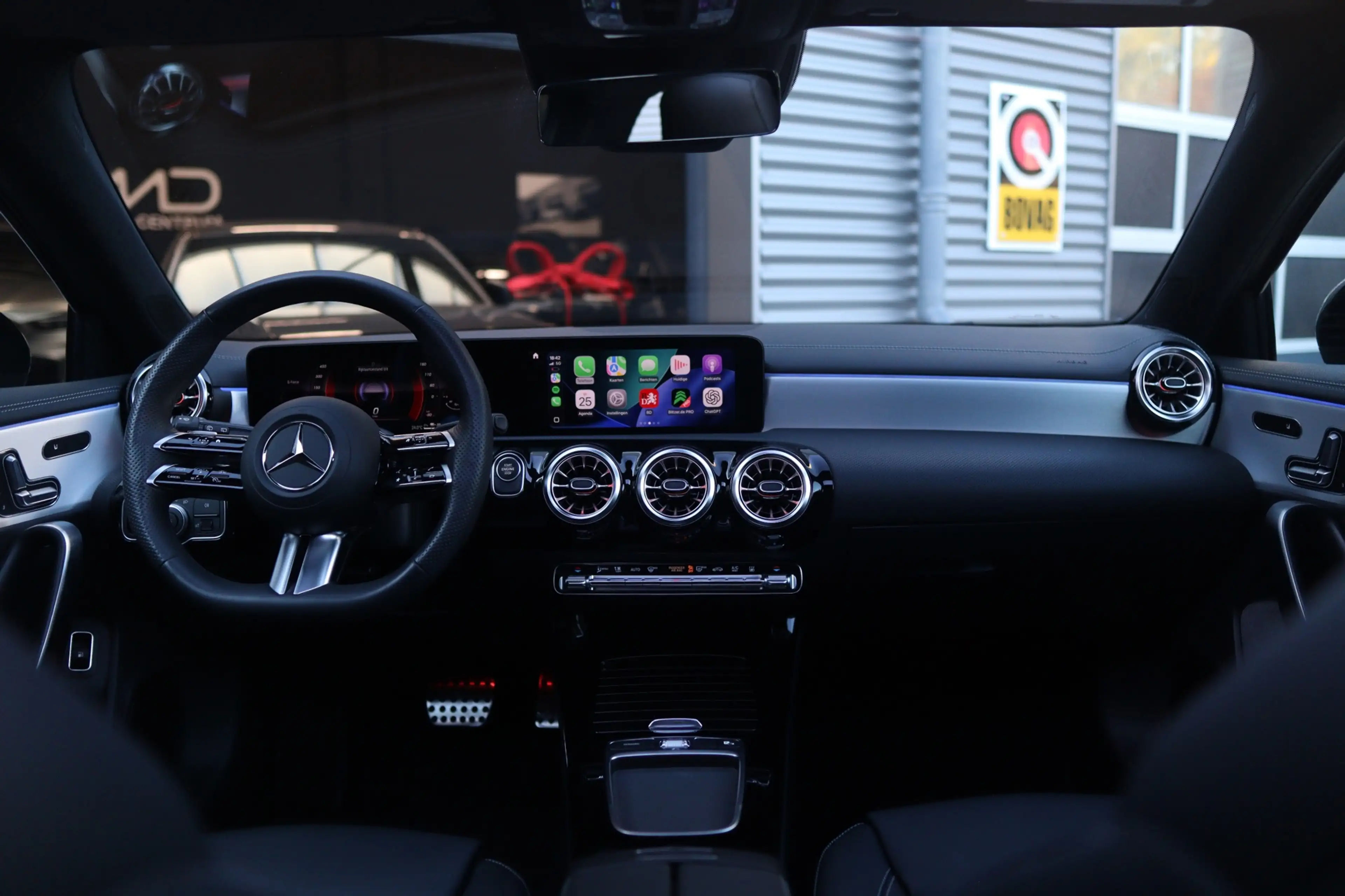 Mercedes-Benz A 250 e AMG| Matgrijs| Pano| Memory| 360 Cam — photo 4