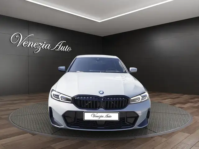BMW 3 Series view 2