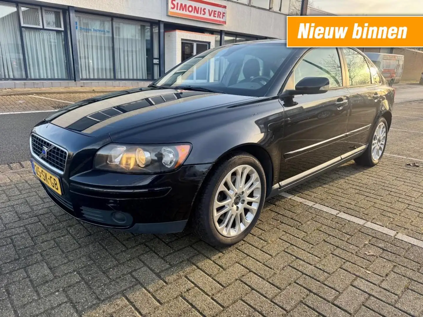 Volvo S40 2.4 Momentum NETTE AUTO TREKHAAK NAP APK 5-2026 Negro - 1