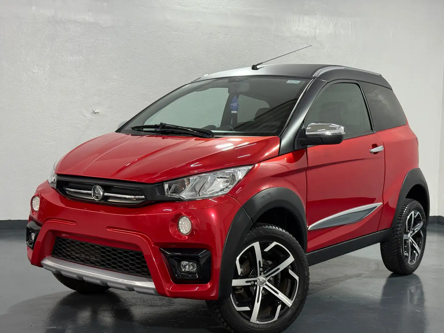 Aixam Crossover Premium *ZUSTELLUNG MGL.* *FINANZIERUNG MGL.* Rot - 2