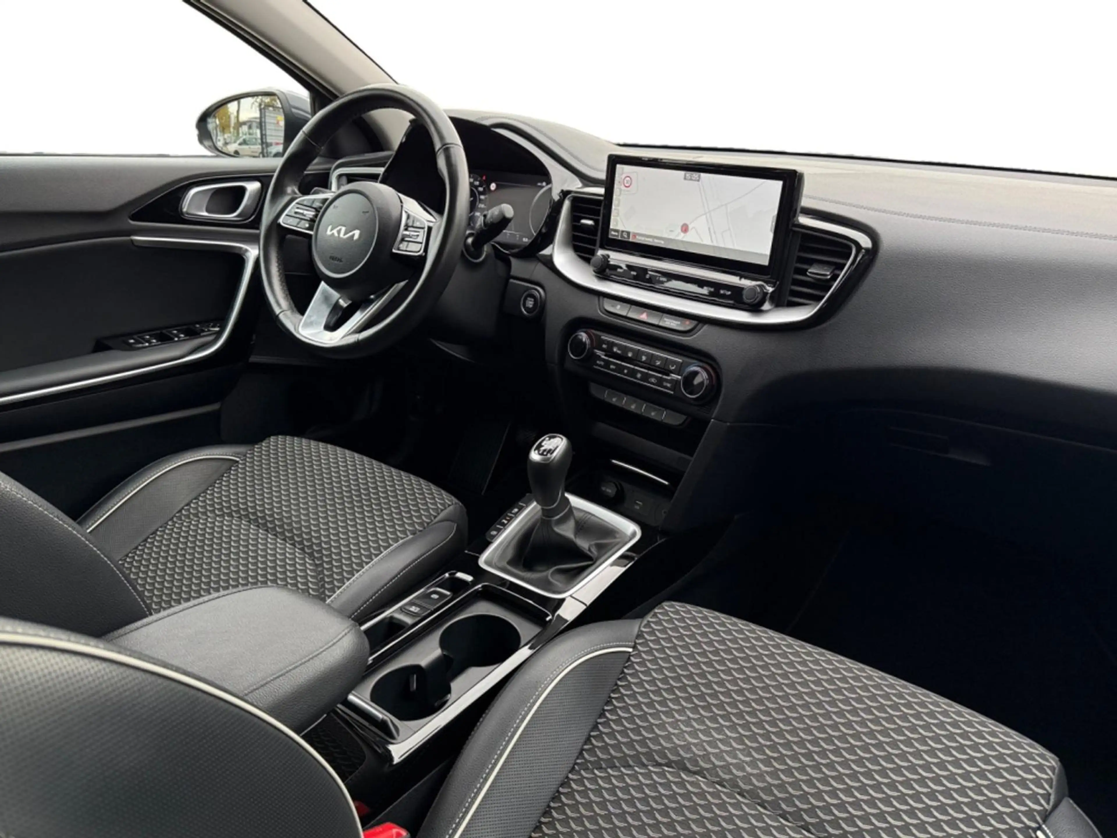 Kia Ceed SW / cee'd SW Sportswagon 1.0 T-GDi DynamicPlusLine I Navi I Key — photo 3