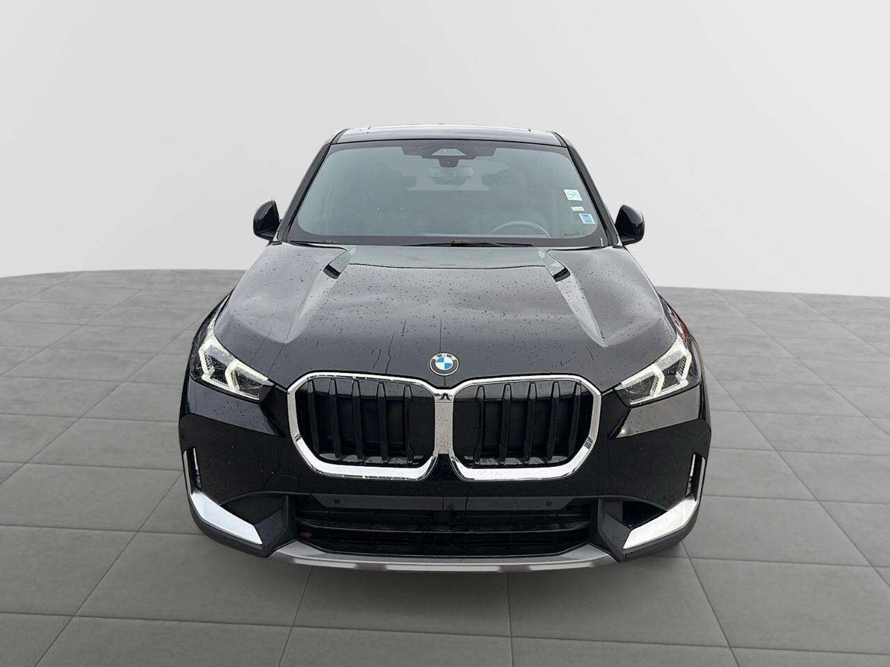 2025 BMW X1 xDrive28i | Leather | Panoramic Sunroof — снимка 1