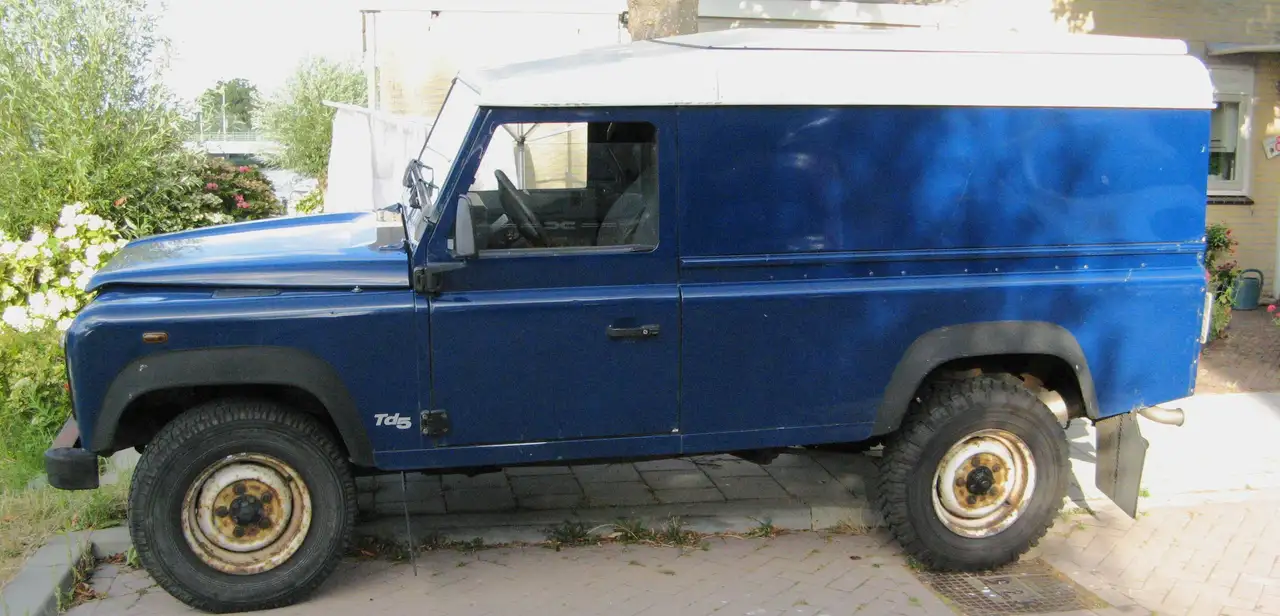 Land Rover Defender TWEEDEURS DEFENDER TD5 2.5 110 Hard Top, foto 3