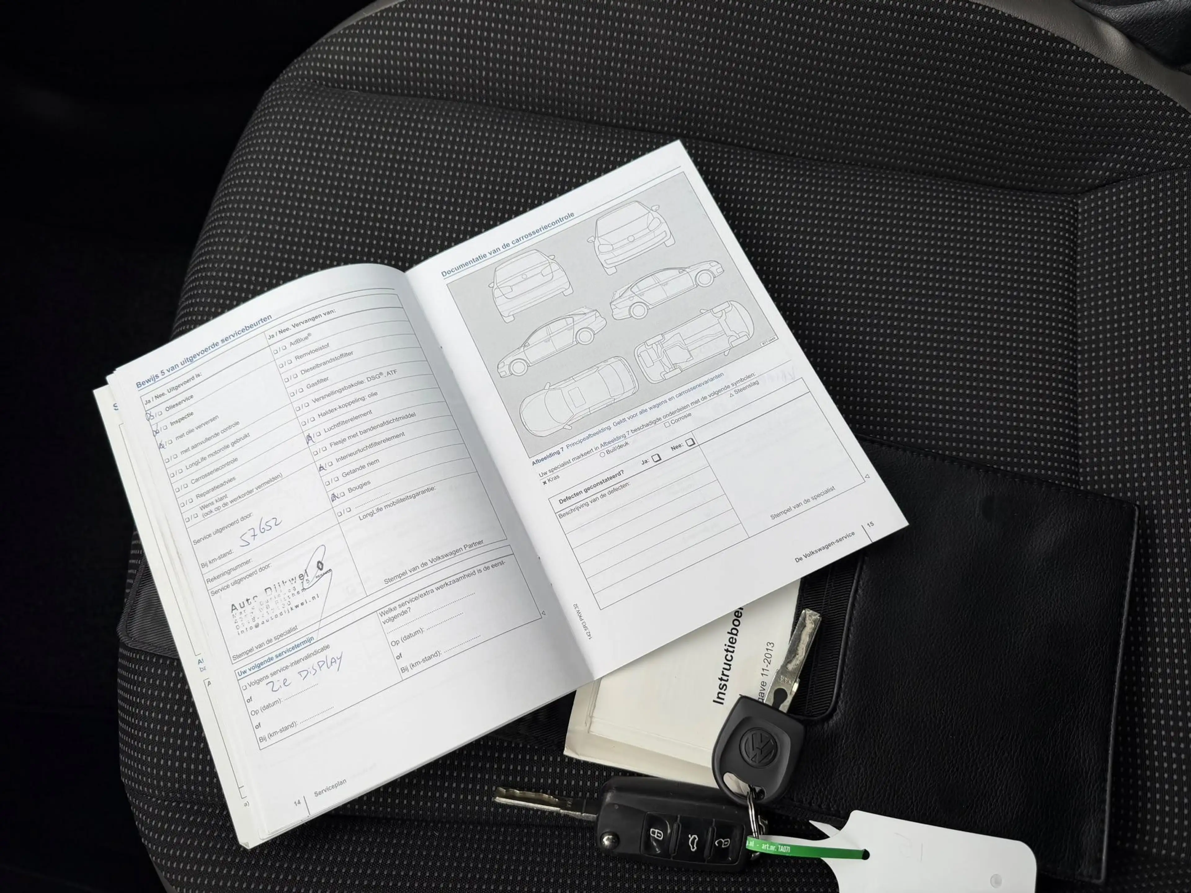 Volkswagen up! 1.0 high up! BlueMotion | PANORAMA DAK | 16'' LMV — photo 43