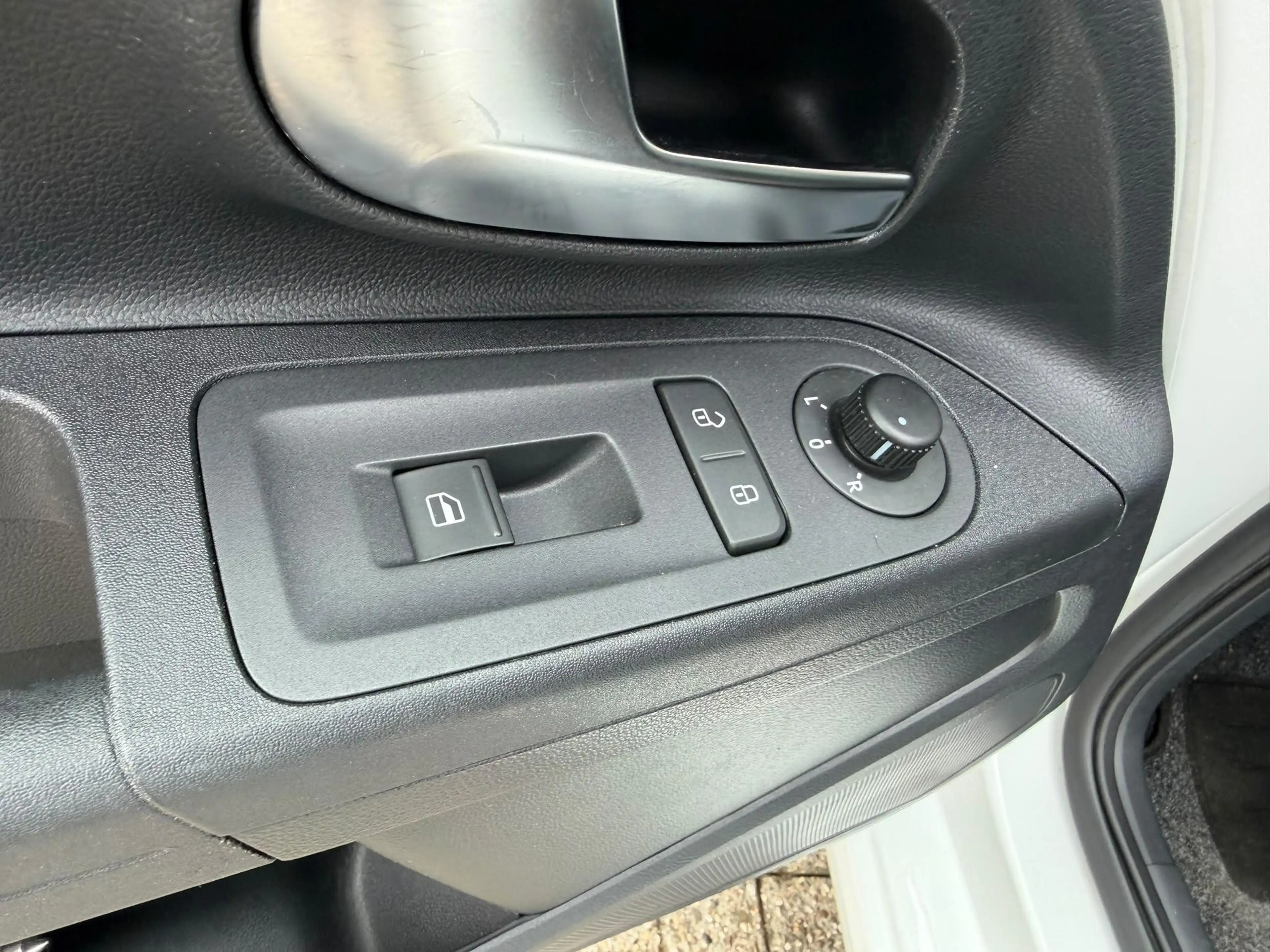 Volkswagen up! 1.0 high up! BlueMotion | PANORAMA DAK | 16'' LMV — photo 32