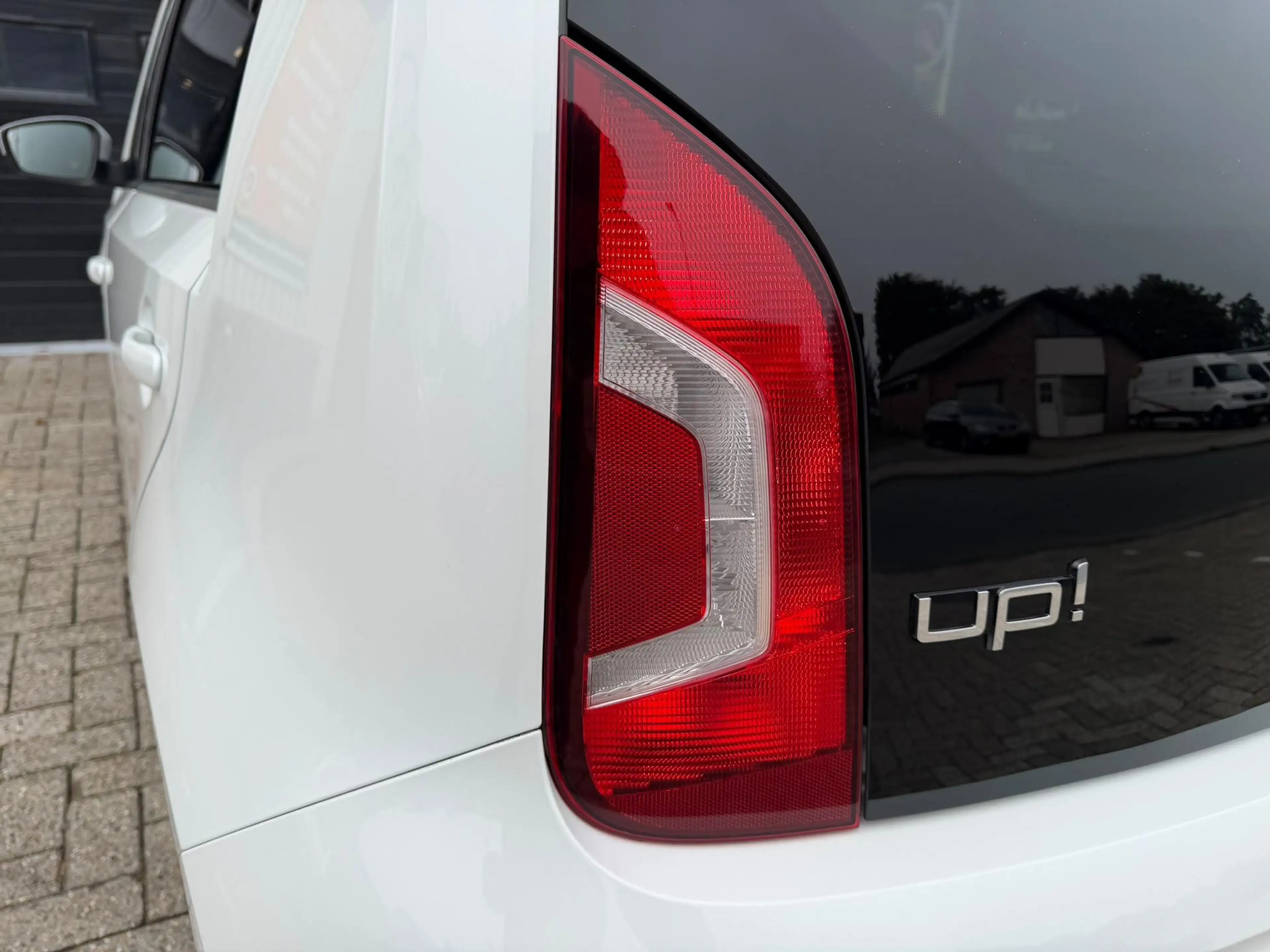 Volkswagen up! 1.0 high up! BlueMotion | PANORAMA DAK | 16'' LMV — photo 14