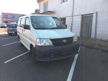 HIACE 95 D-4D COURT PORTES BATTANTES