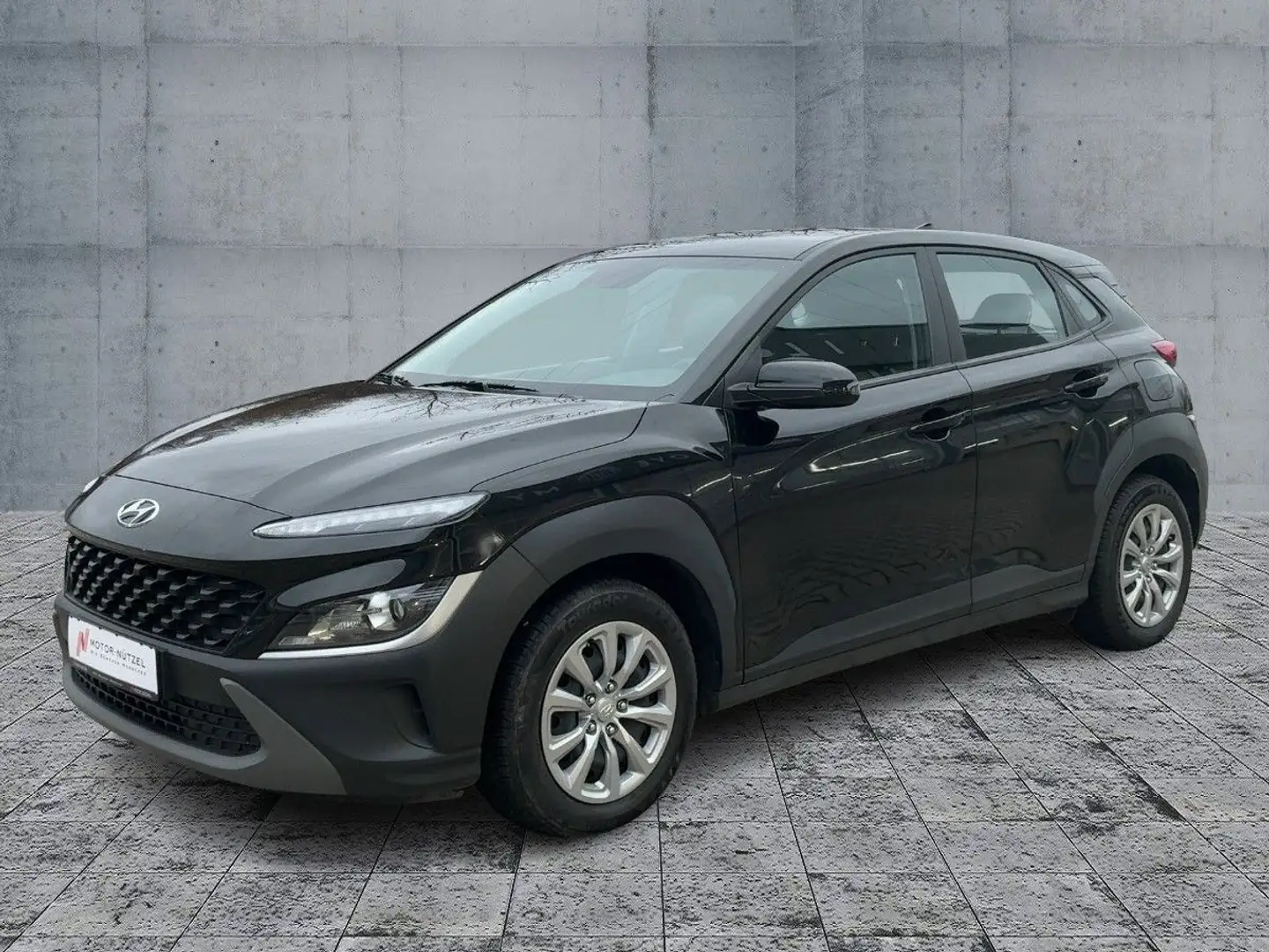 Hyundai KONA 1.0 T-GDI PURE APP+RFK+DAB+BT+MFA+MFL+KLIMA Zwart - 2