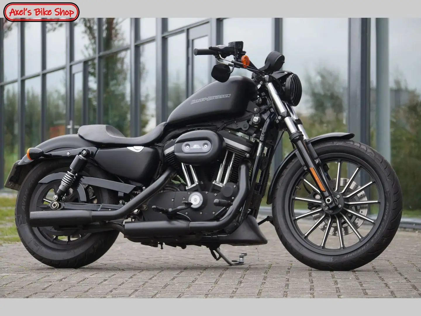Harley-Davidson Sportster XL 883 IRON N Černá - 1