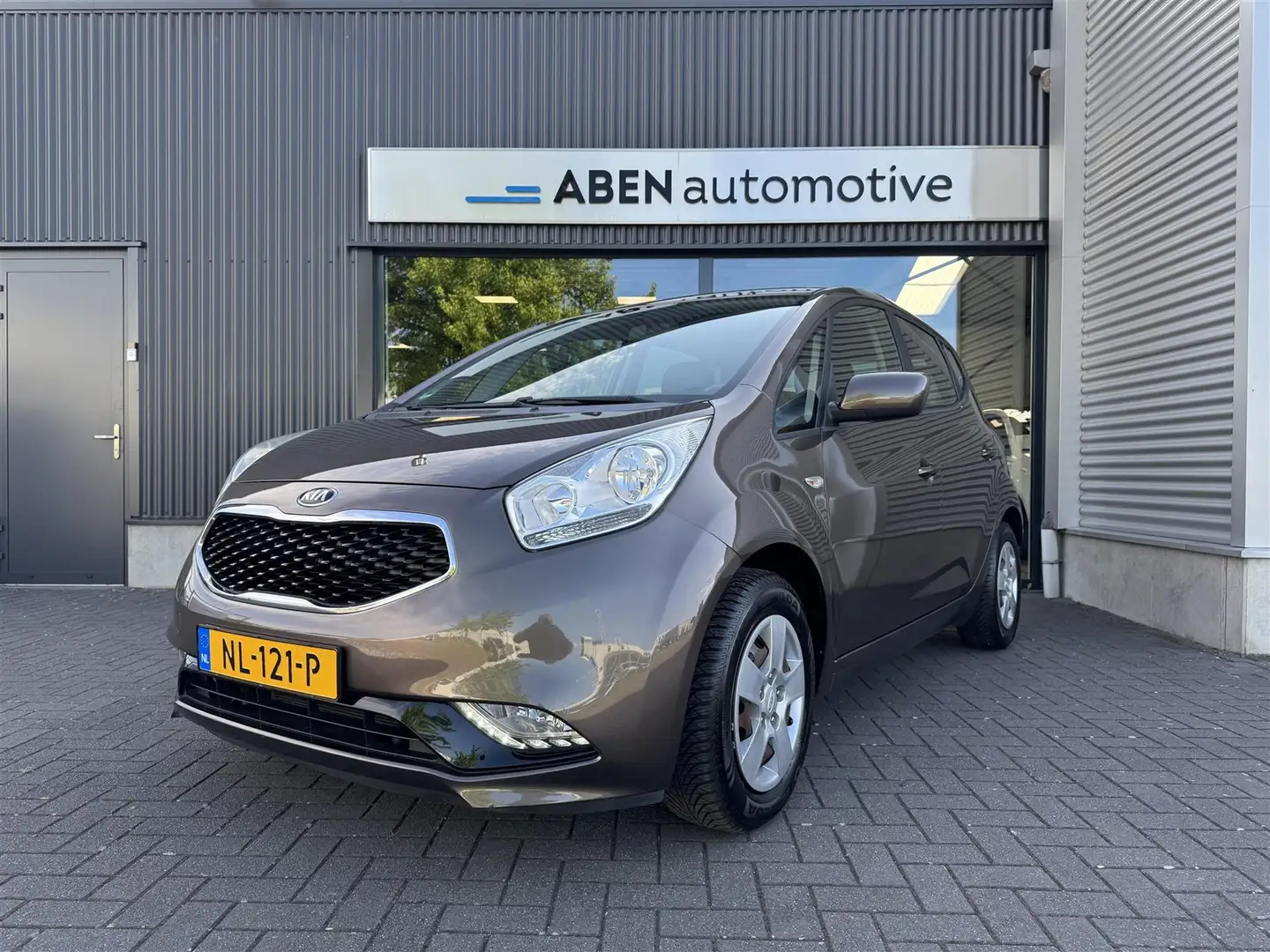 Kia Venga 1.4 Cvvt Dynamic Plus Line (NAVI|CAMERA|4-SEIZ|CRU Braun - 1