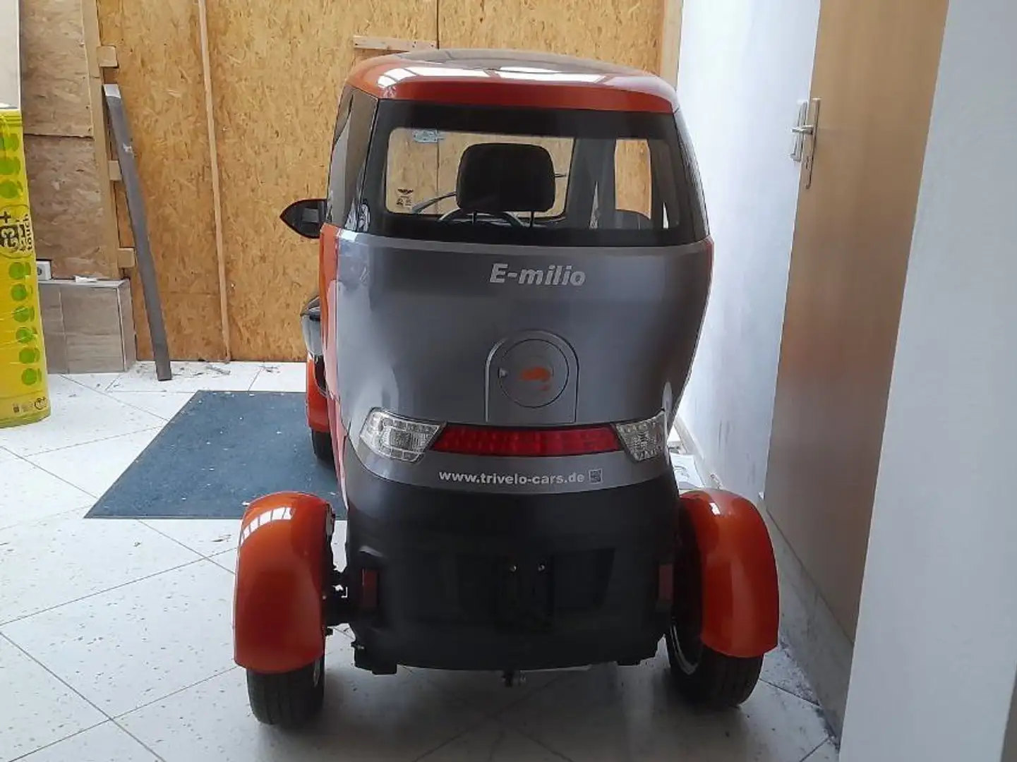 Altro Trivelo E-milio, Elektroauto Arancione - 2