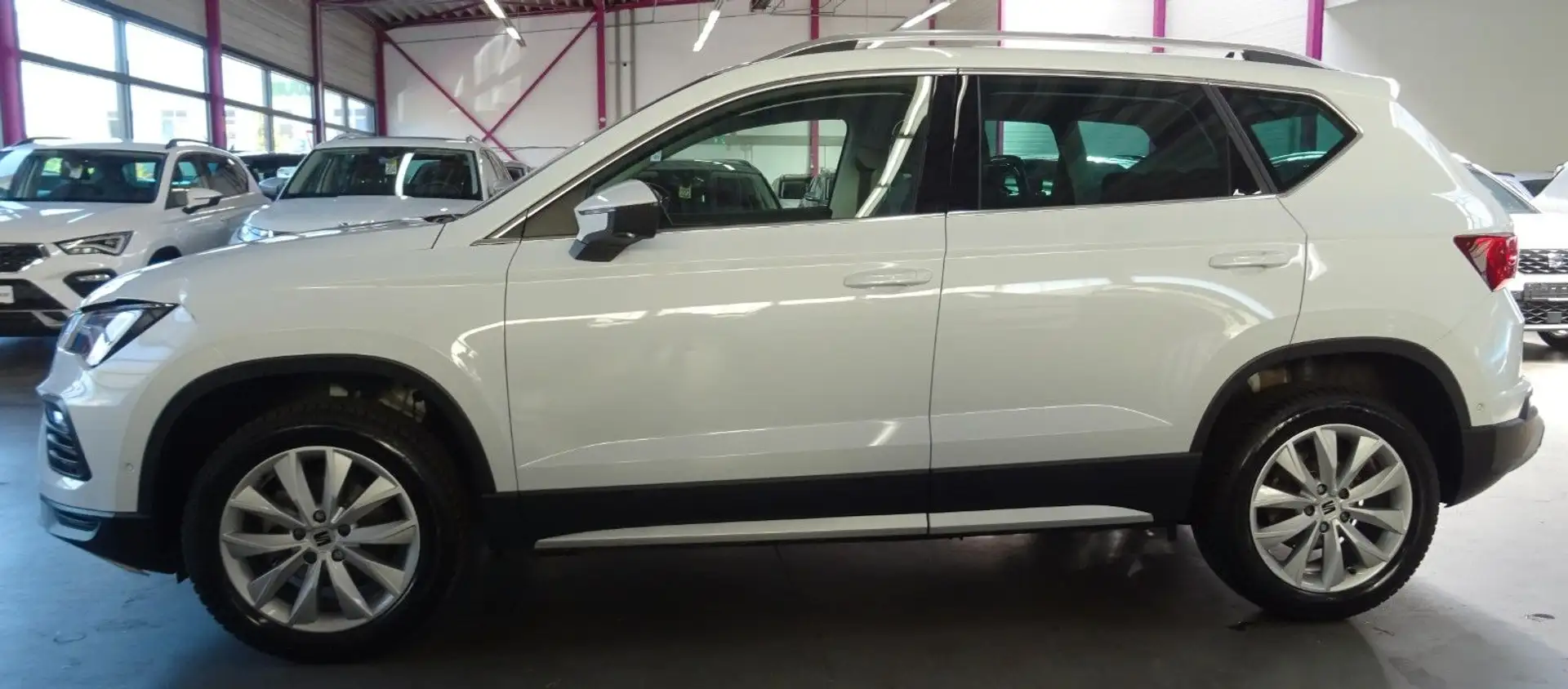 SEAT Ateca ATECA Xperience 1.5 TSI*AHK*ACC*CAM*KEY*ASSIST.* Weiß - 2