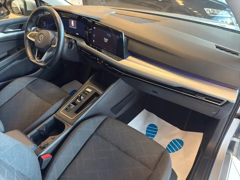 Annonce voiture d'occasion Volkswagen Golf - CARADIZE