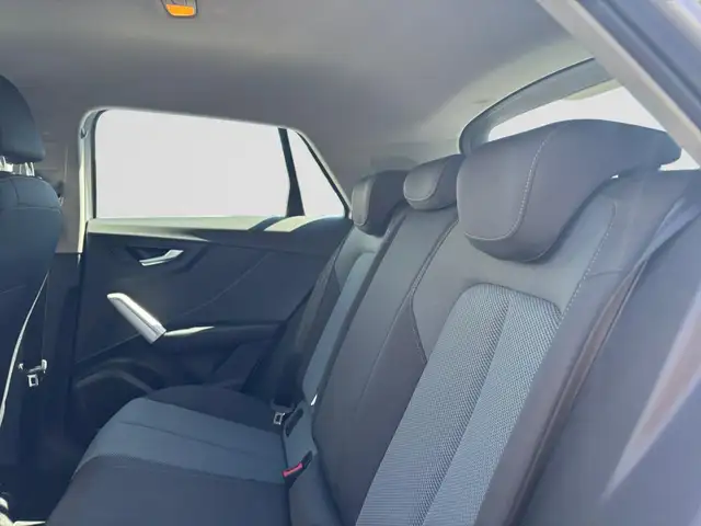 Audi Q2 view 13