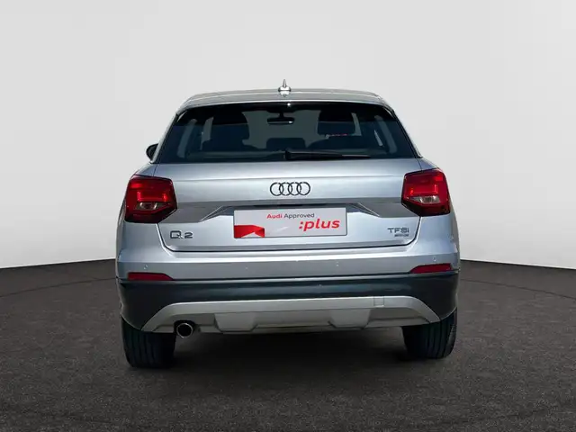 Audi Q2 view 9
