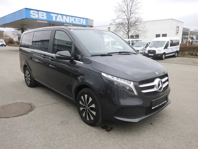 Mercedes-Benz V 220 CDI lang Avantgarde Ansicht 4