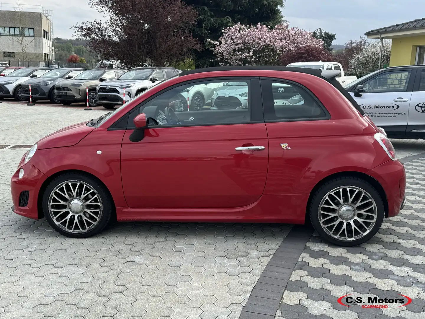 Abarth 500C 500C 1.4 16v t. t-jet 135cv Červená - 2