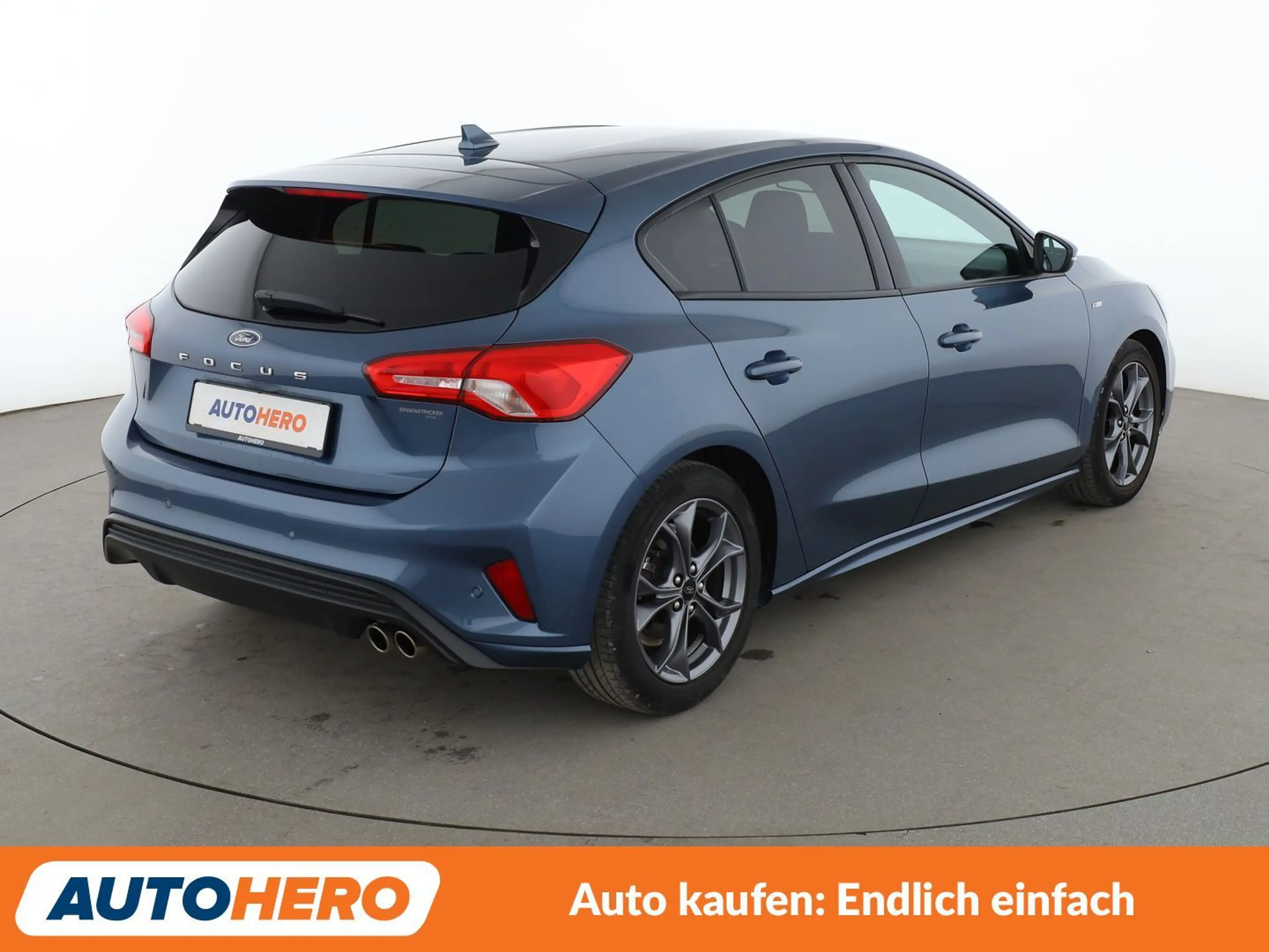 Ford Focus 1.0 EcoBoost ST-Line *NAVI*TEMPO*PDC*SHZ* — photo 6