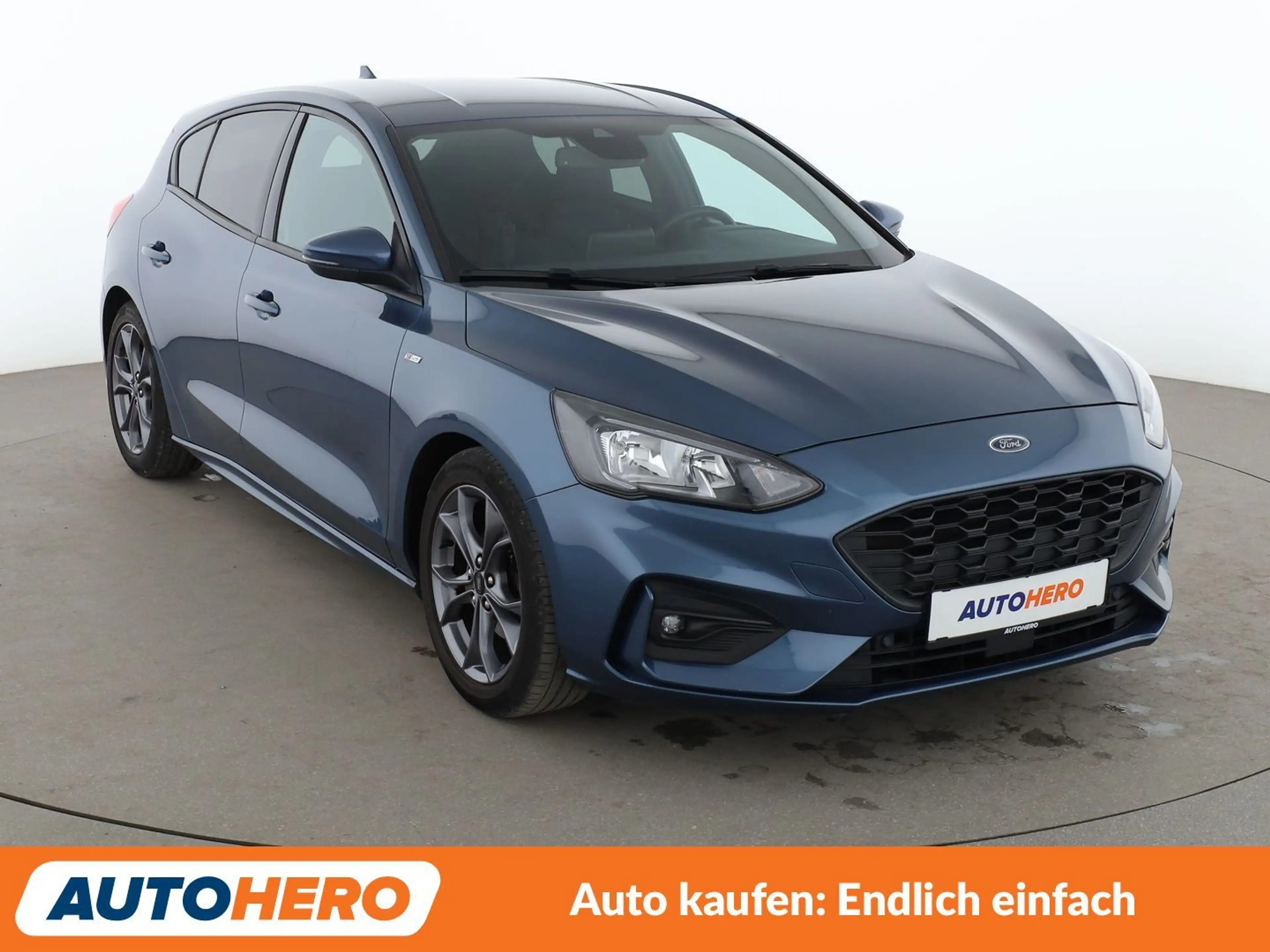 Ford Focus 1.0 EcoBoost ST-Line *NAVI*TEMPO*PDC*SHZ* — photo 8
