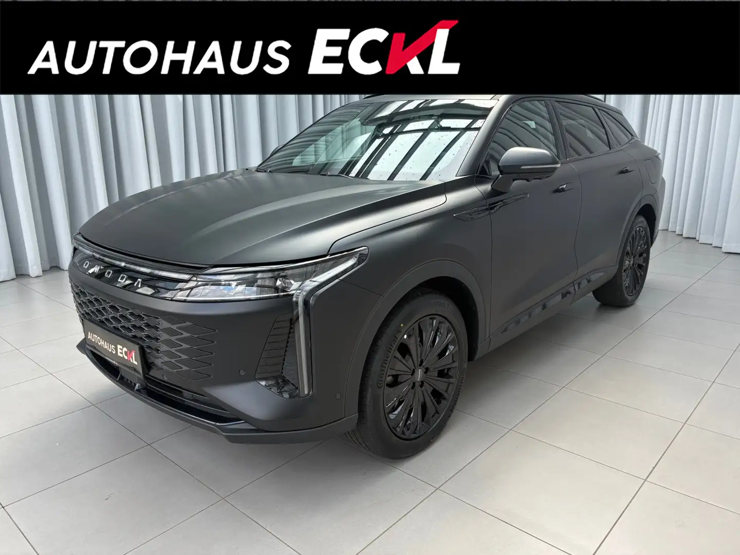 Omoda 9 AUT Schwarz - 1
