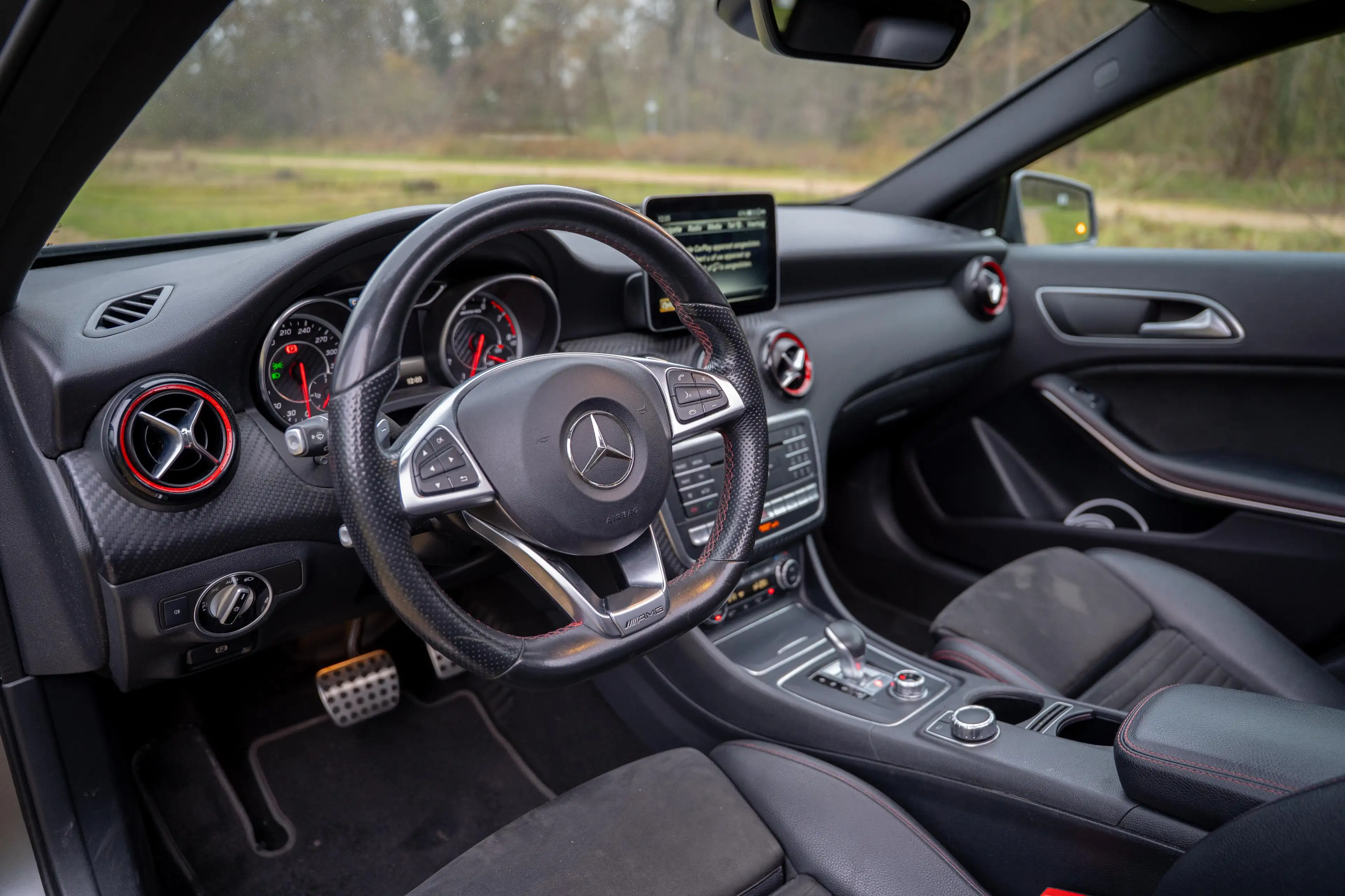 Mercedes-Benz A 45 AMG AMG 45 4MATIC — photo 4